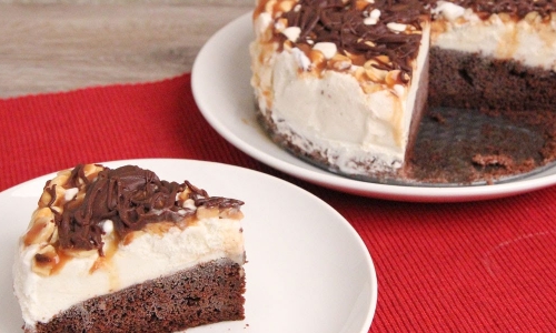 Snickers Ice Cream Cake Recipe Laura In The Kitchen 