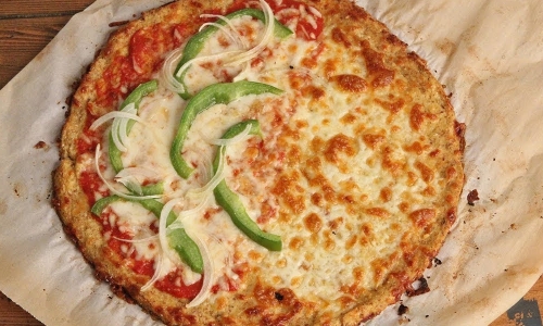 Cauliflower Pizza Recipe Laura In The Kitchen Internet Cooking