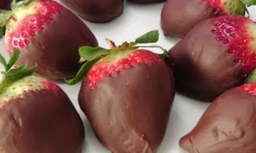 3 Ingredient Chocolate Covered Strawberries – Wild Groves