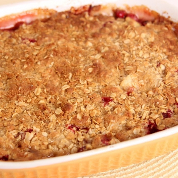 Ginger Pear and Cranberry Crisp