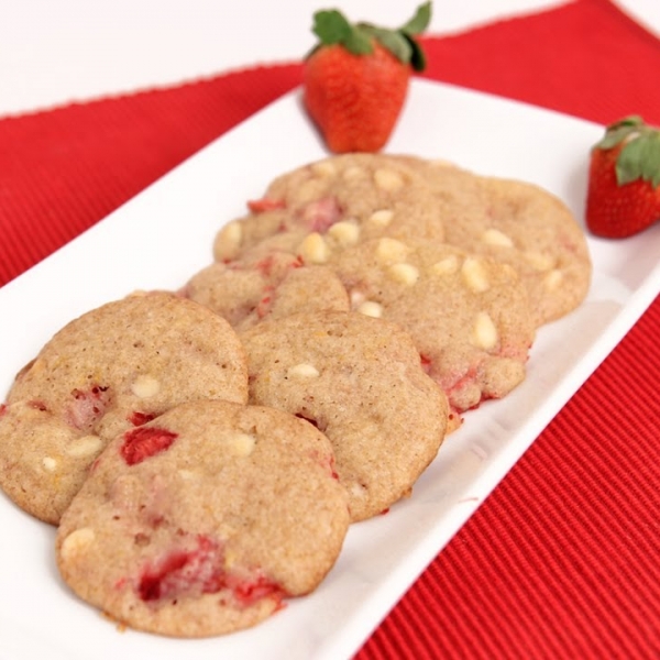 Strawberry White Chocolate Chip Cookies